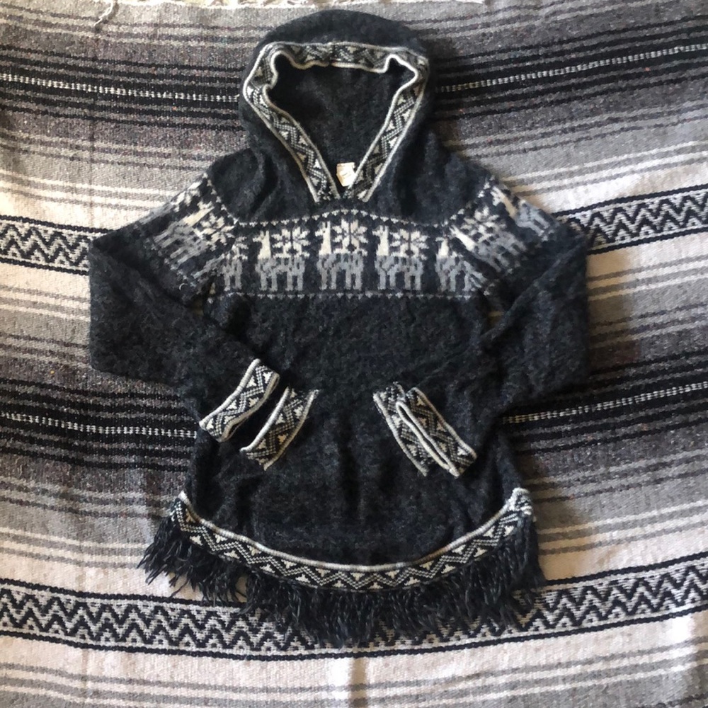 100% wool Sweater